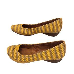 Naya Womens River Yellow Striped Ballet Flats Vegan Tanned 9.5 New With Box